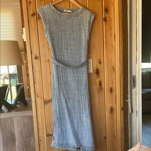 Evereve Blue Sleeveless Dress